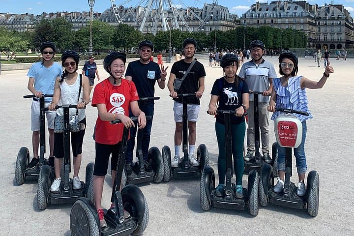 Segway Through Paris: 3-Hour Private Tour of Eiffel, Louvre & Champs-Élysées photo 3