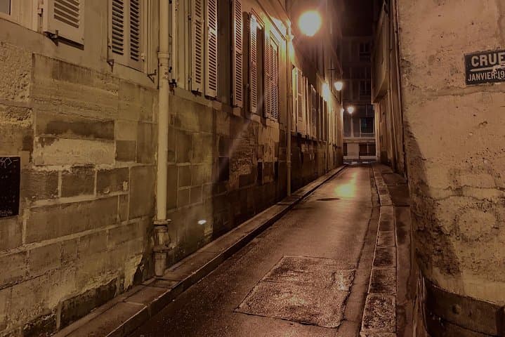 Night Walking Tour: Darkest Secrets of Paris Notre-Dame & Île de la Cité photo 2