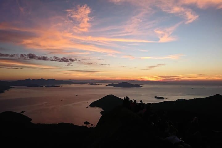 Pico do Papagaio Sunrise Hike on Ilha Grande — Private 8‑Hour Guided Trek photo 1