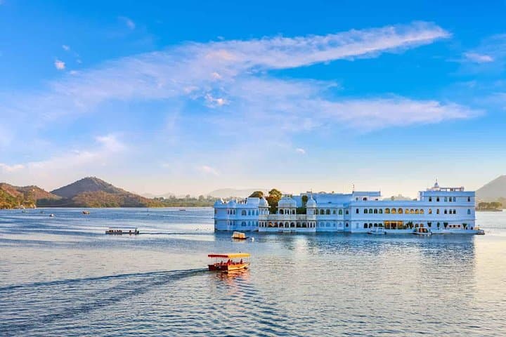 Iconic India: 37-Day Train Journey From Delhi to Goa photo 4