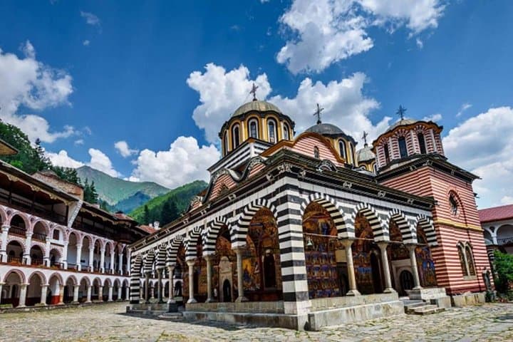 14-Day Balkans Highlights Tour from Sofia — Transylvania, Ohrid & Adriatic Coast