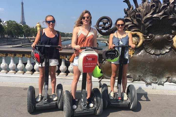 Segway Paris: Half-Day Guided City Tour of Iconic Sights photo 4