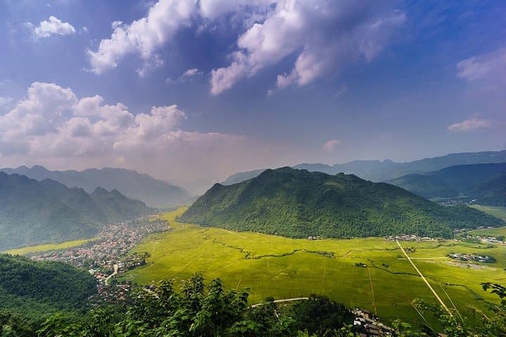 Mai Chau & Pu Luong 2-Day Adventure: Cycling, Trekking & Thai Village Homestay photo 5