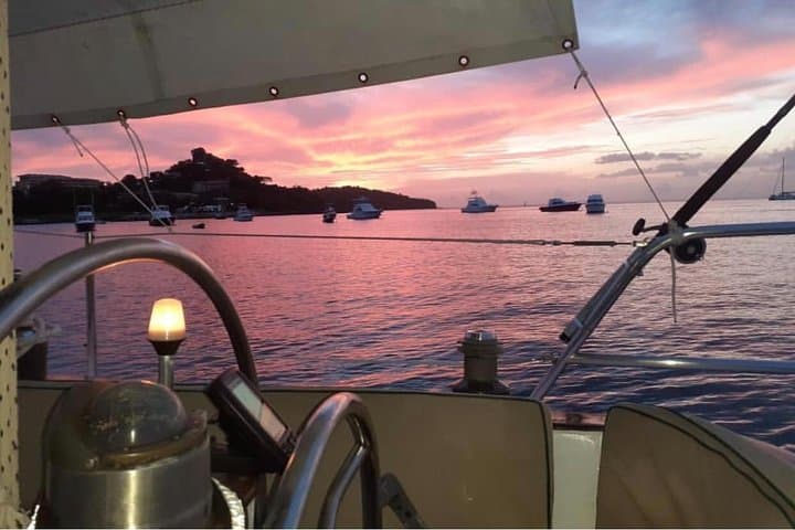 Sail Pegasus: Private Yacht Charter from Playa Flamingo to Las Catalinas photo 2