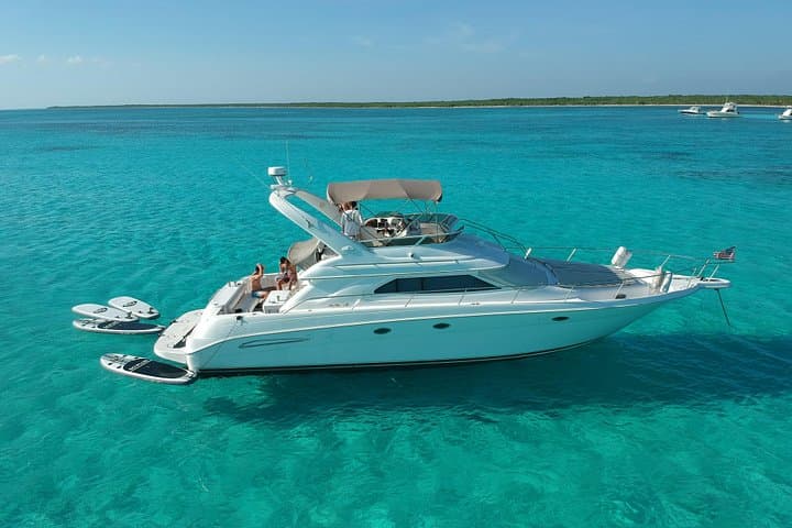 Private 4-Hour Yacht Charter to Inha Reef — Playa del Carmen Riviera Maya photo 1