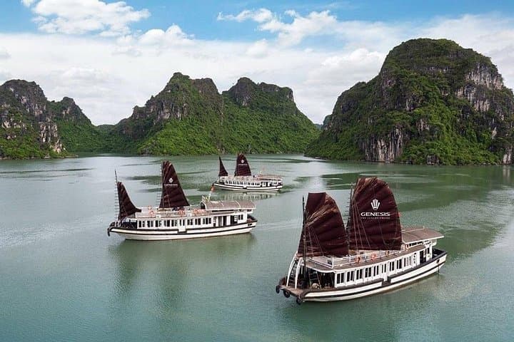 Full-Day Genesis Cruise in Halong Bay: Caves, Kayaks & Floating Villages photo 1