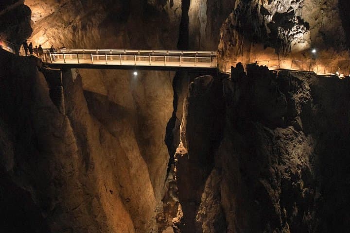 Explore Škocjan Caves: Guided Tour of Slovenia’s Underground Canyon