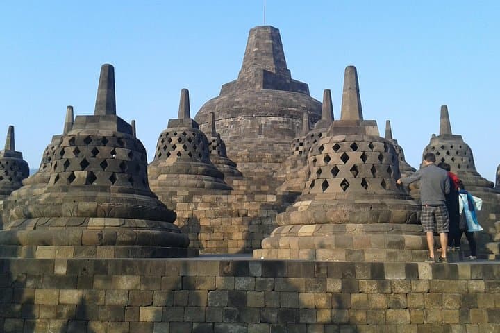 One-Day Borobudur and Prambanan Tour from Yogyakarta: Temples, History & Practical Tips