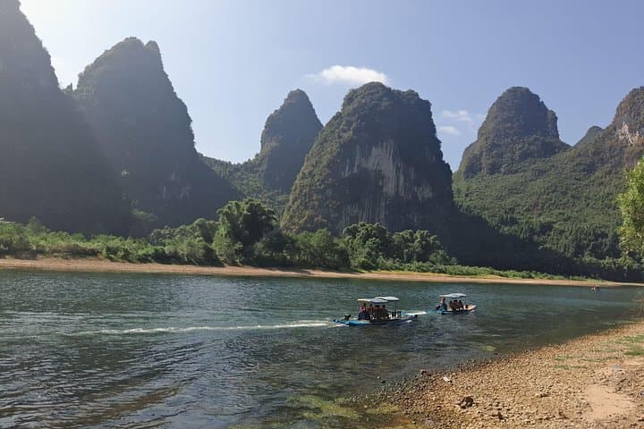 Guilin & Yangshuo Day Tour — Reed Flute Cave, Yulong Bamboo Boat & Xianggong Hill photo 3