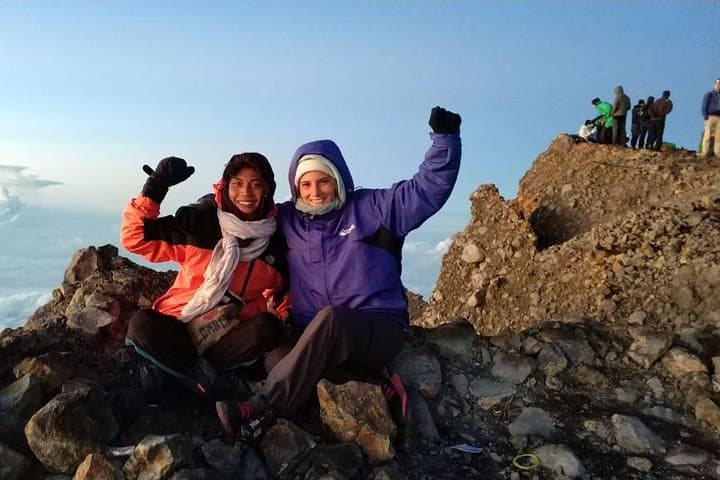Rinjani Summit Trek: 2-Day Sembalun Ascent to 3,726m photo 5