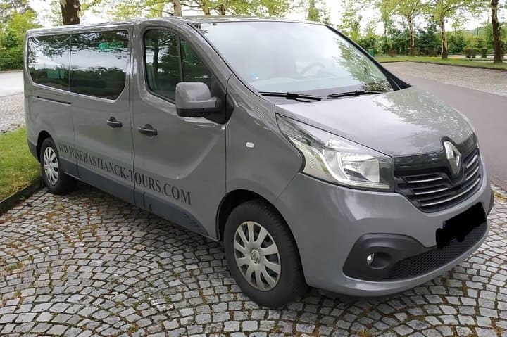 Private Prague to Passau Transfer via Český Krumlov — Guided Stop & Free Time photo 2