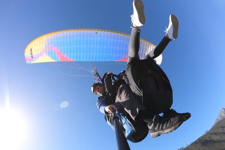 Cape Town Tandem Paragliding — Fly Over Sea Point and Clifton photo 2