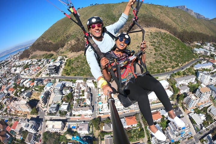 Cape Town Tandem Paragliding — Fly Over Sea Point and Clifton photo 3