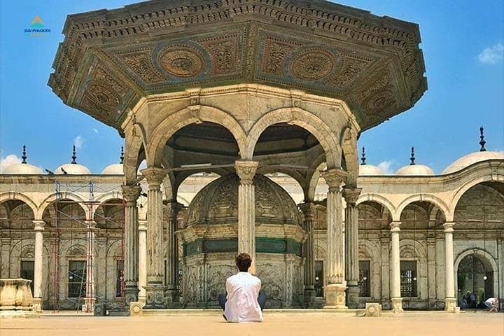 2-Day Cairo and Alexandria from Luxor: Pyramids, Egyptian Museum & Mediterranean Coast photo 6
