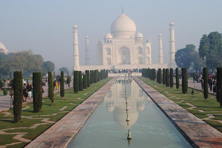 Sunrise at the Taj: 2-Day Agra Overnight Tour from Bangalore photo 3
