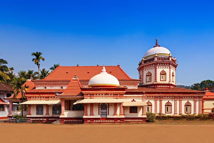 Goa's Hidden Temple Circuit & Spice-Farm Lunch: Panaji Day Tour