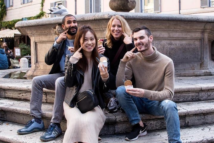 Monti Food Tour: Pasta, Pizza & Gelato Walk Through Ancient Rome photo 3