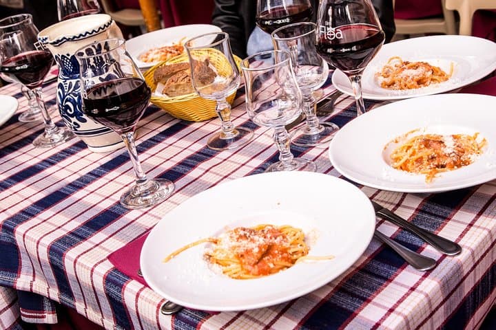 Monti Food Tour: Pasta, Pizza & Gelato Walk Through Ancient Rome photo 4