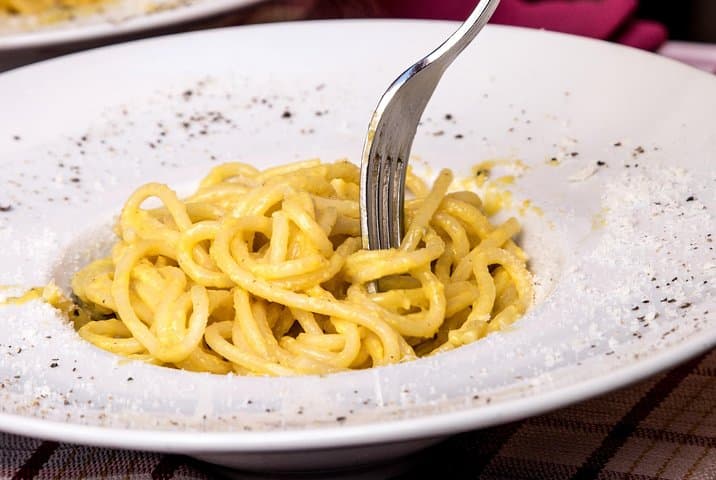 Monti Food Tour: Pasta, Pizza & Gelato Walk Through Ancient Rome