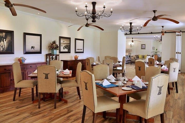 Batonka Guest Lodge: 4-Day Victoria Falls & Chobe Safari Package photo 2