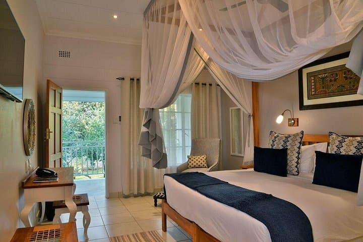 Batonka Guest Lodge: 4-Day Victoria Falls & Chobe Safari Package photo 6