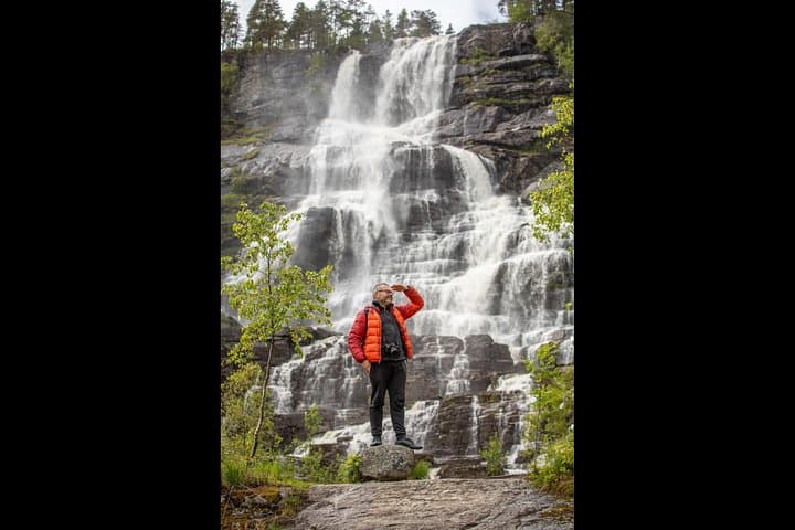Private Guided Tour: Bergen to Nærøyfjord & Gudvangen (Viking Special) photo 4