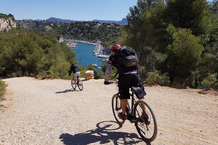 Full-Day E‑Bike Adventure Through Calanques National Park from Marseille to Cassis photo 3