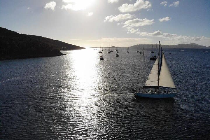 Sunset Sail St. John: Classic 40ft Evening Cruise Through Virgin Islands National Park