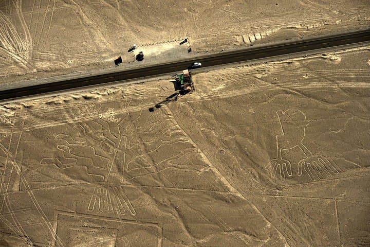 Nazca Lines Scenic Flight from Lima: Pisco Overflight & Ballestas Islands Day Tour photo 4