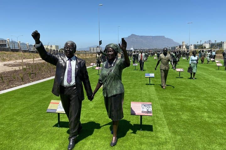 Robben Island & Long March to Freedom Tour from Cape Town — Ferry, Prison Museum, and Bronze Icons photo 6