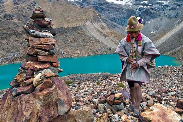Humantay Lake Day Hike from Cusco: Private Tour & Coca Ceremony photo 4