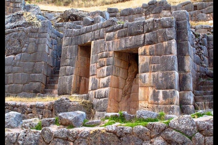 5-Day Cusco, Machu Picchu & Rainbow Mountain — All-Inclusive Sacred Valley Adventure photo 3