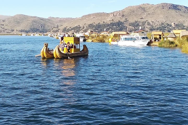 Two Days on Lake Titicaca: Boat Tours, Uros Islands & Sillustani Chullpas photo 4