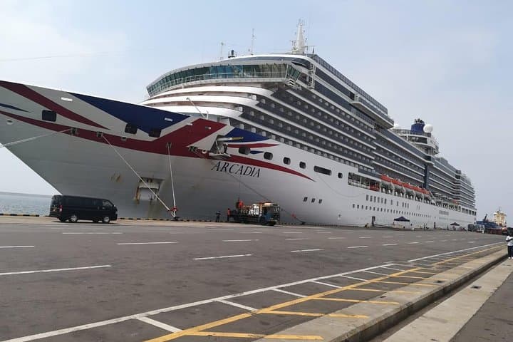 Half-Day Colombo Shore Excursion: Private Small-Group Tour from Cruise Port