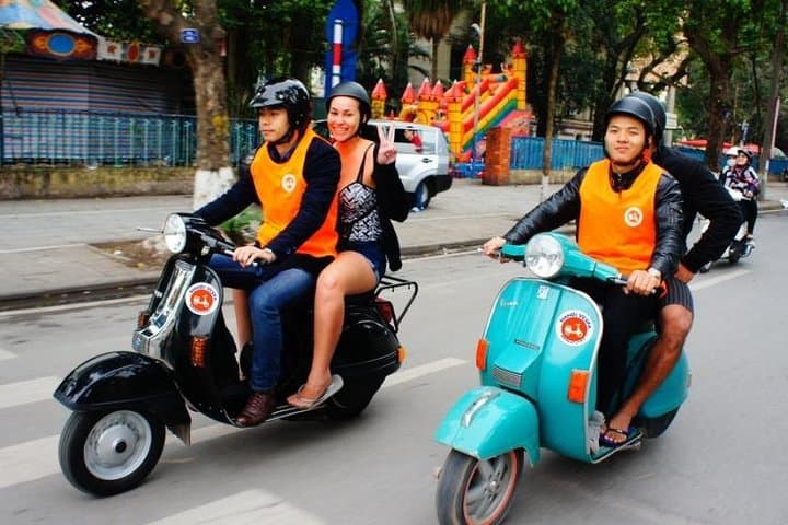 Hanoi Vespa Food Tour After Dark: Street-Food Ride Through the Old Quarter
