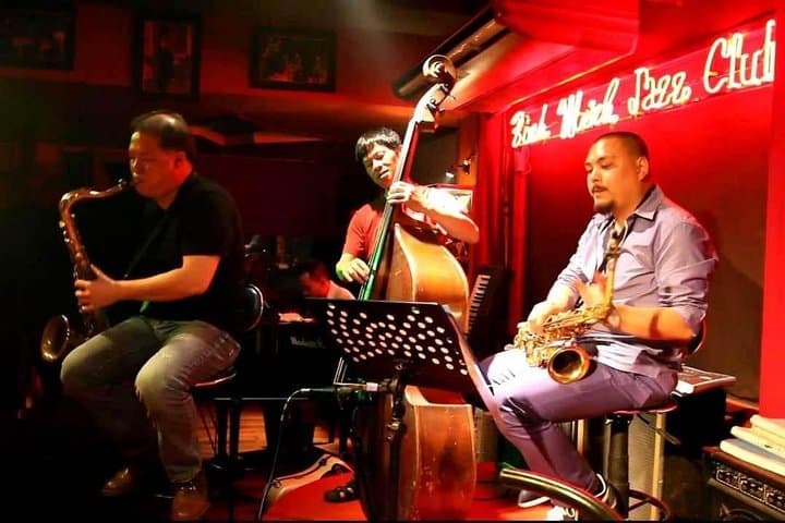 Hanoi Vespa Food Tour After Dark: Street-Food Ride Through the Old Quarter photo 6