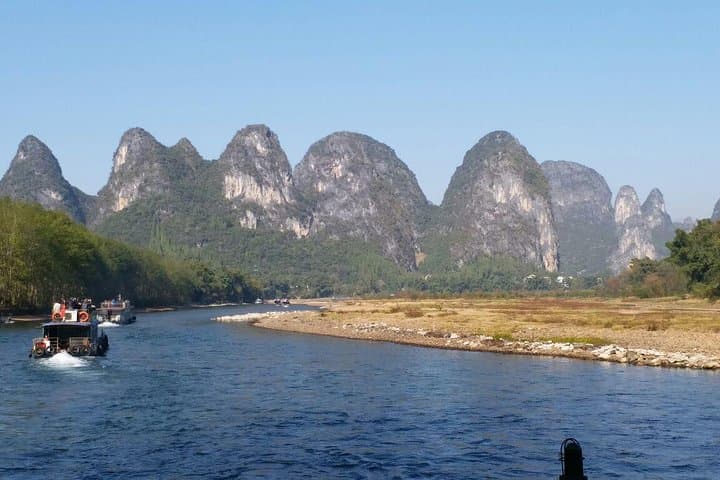 2-Day Guilin Private Package: Li River Cruise, Reed Flute Cave & Elephant Trunk Hill photo 6