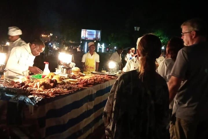 Stone Town Walking Tour: Explore Spice Markets, Slave Chambers & Sultan’s Palace photo 4