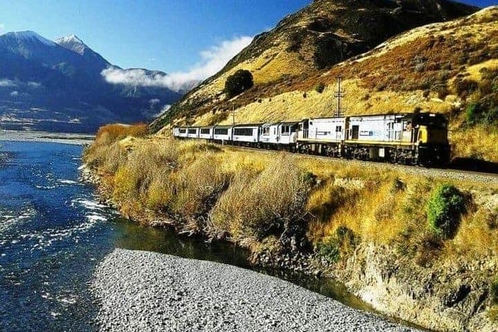 TranzAlpine to Arthur's Pass: A Day Through the Southern Alps photo 3