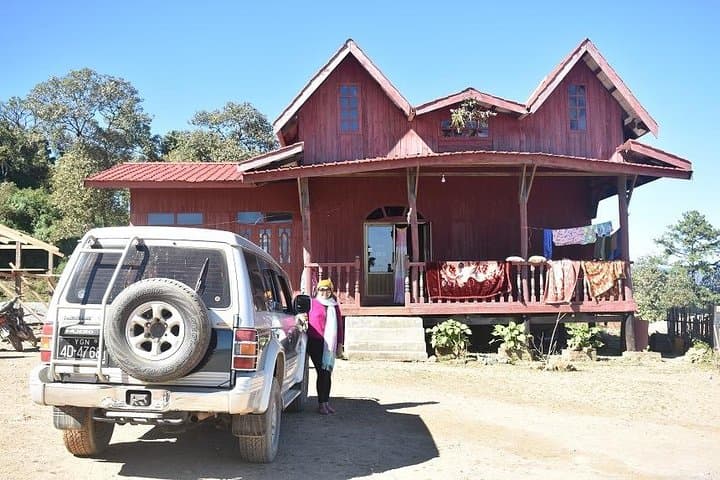 Chin State Adventure: 4-Day Kanpetlet & Mindat Trek, Culture and Mt. Victoria Hike