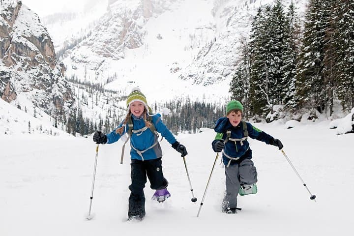 Prague to Ještěd: Full-Day Ski & Snowboard Tour with Lessons, Lift Pass and Rental photo 4
