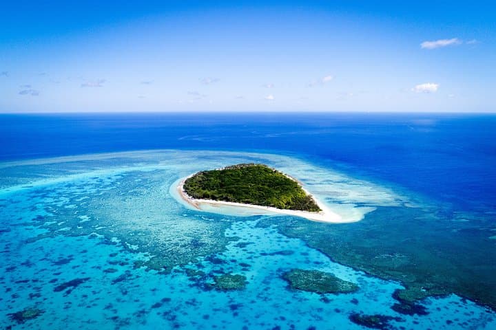 Explore Lady Musgrave Island: A Full-Day Snorkeling Adventure from Bundaberg