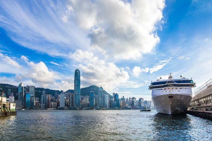 Customize Your Hong Kong: Private 4-Hour Shore Excursion from the Cruise Port