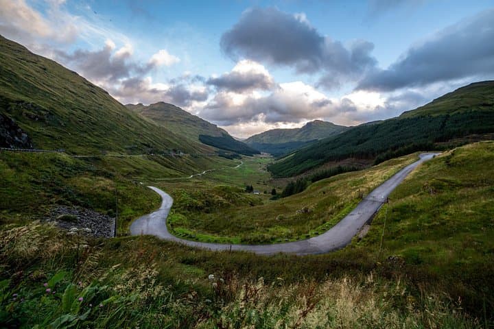 West Highlands Day Trip from Glasgow to Oban — Lochs, Castles & Coastal Roads photo 4