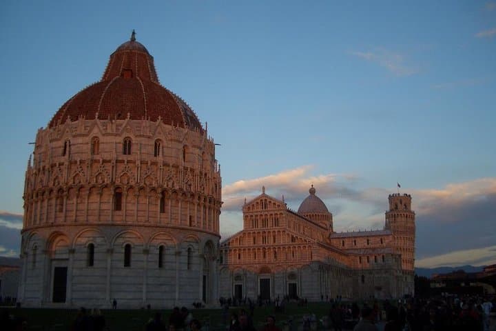Pisa and Lucca Private Day Tour from Florence — Leaning Tower & Historic Walls photo 5