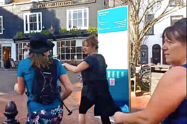 Brighton Dance & Run Tour: Interactive Hen Party and Stag Do Along the Seafront photo 4