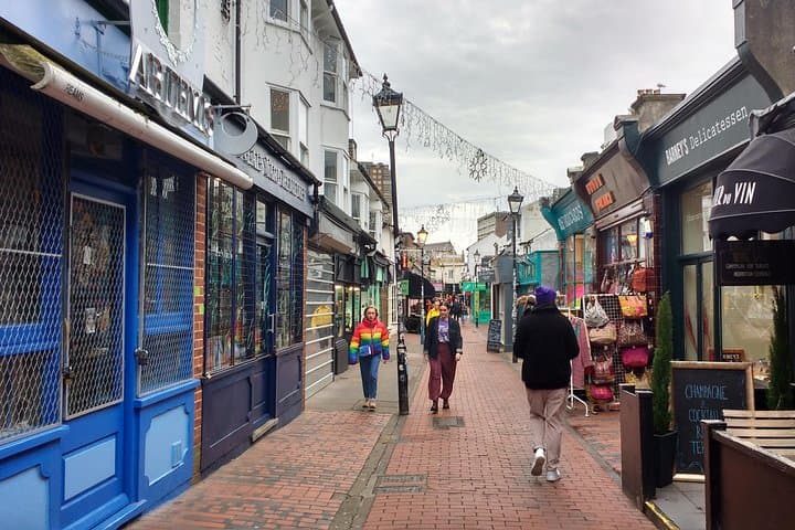 Brighton Dance & Run Tour: Interactive Hen Party and Stag Do Along the Seafront photo 5