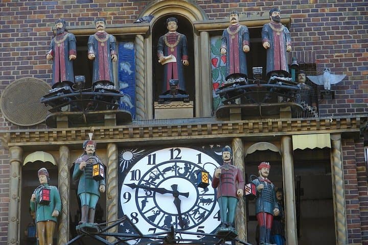 Szeged Day Trip from Budapest: Paprika Mill, Szeged Dom & Tisza River photo 4