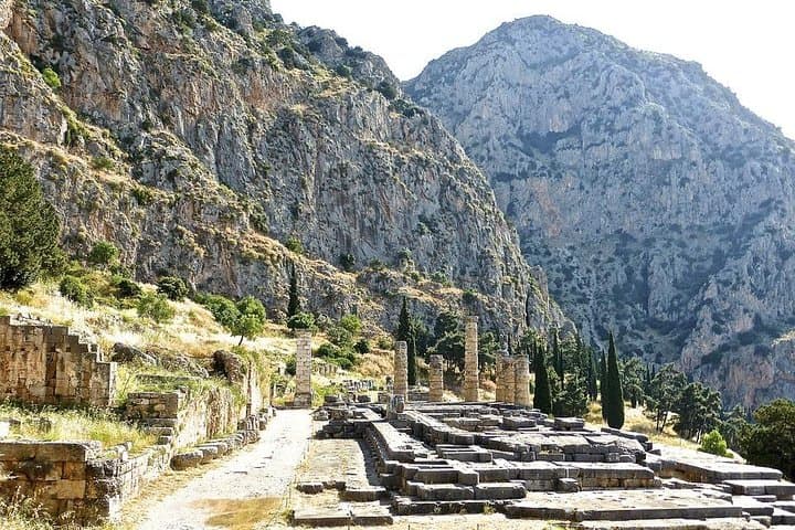 Private 2-Day Trip from Athens to Delphi, Galaxidi & Hosios Loukas Monastery photo 5