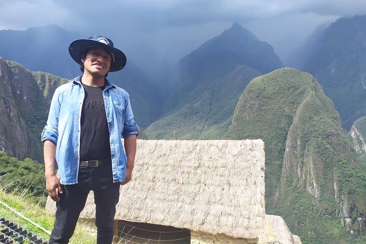 2-Day Machu Picchu & Huayna Picchu: Vistadome Train, Aguas Calientes Stay photo 6